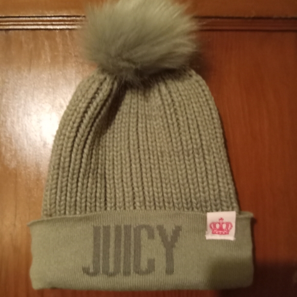 Juicy Couture Winter Hat. - Picture 2 of 3